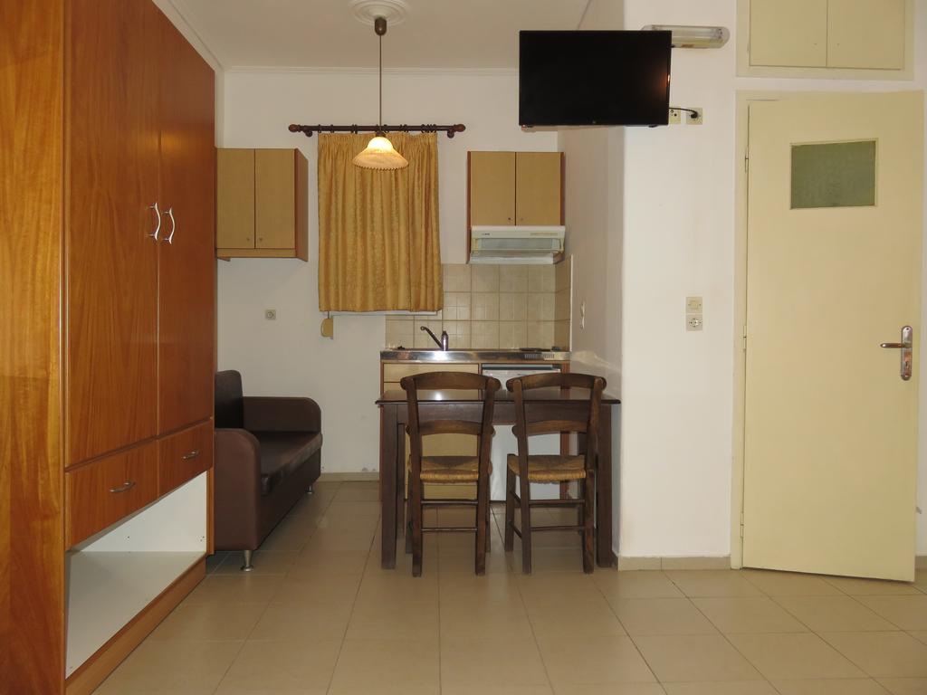 Frosso'S Apartments Kokkini Hani Dış mekan fotoğraf
